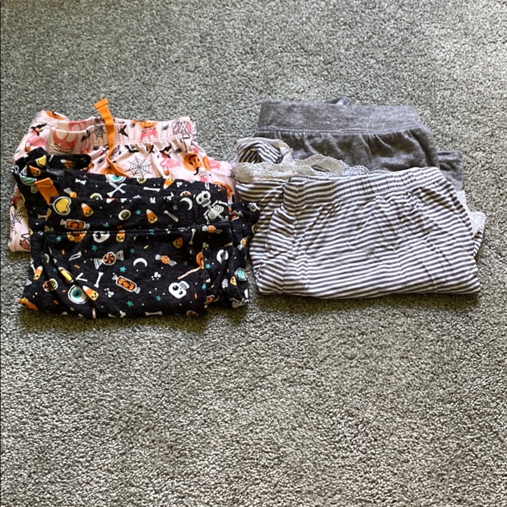 Bundle of 4 sleep shorts